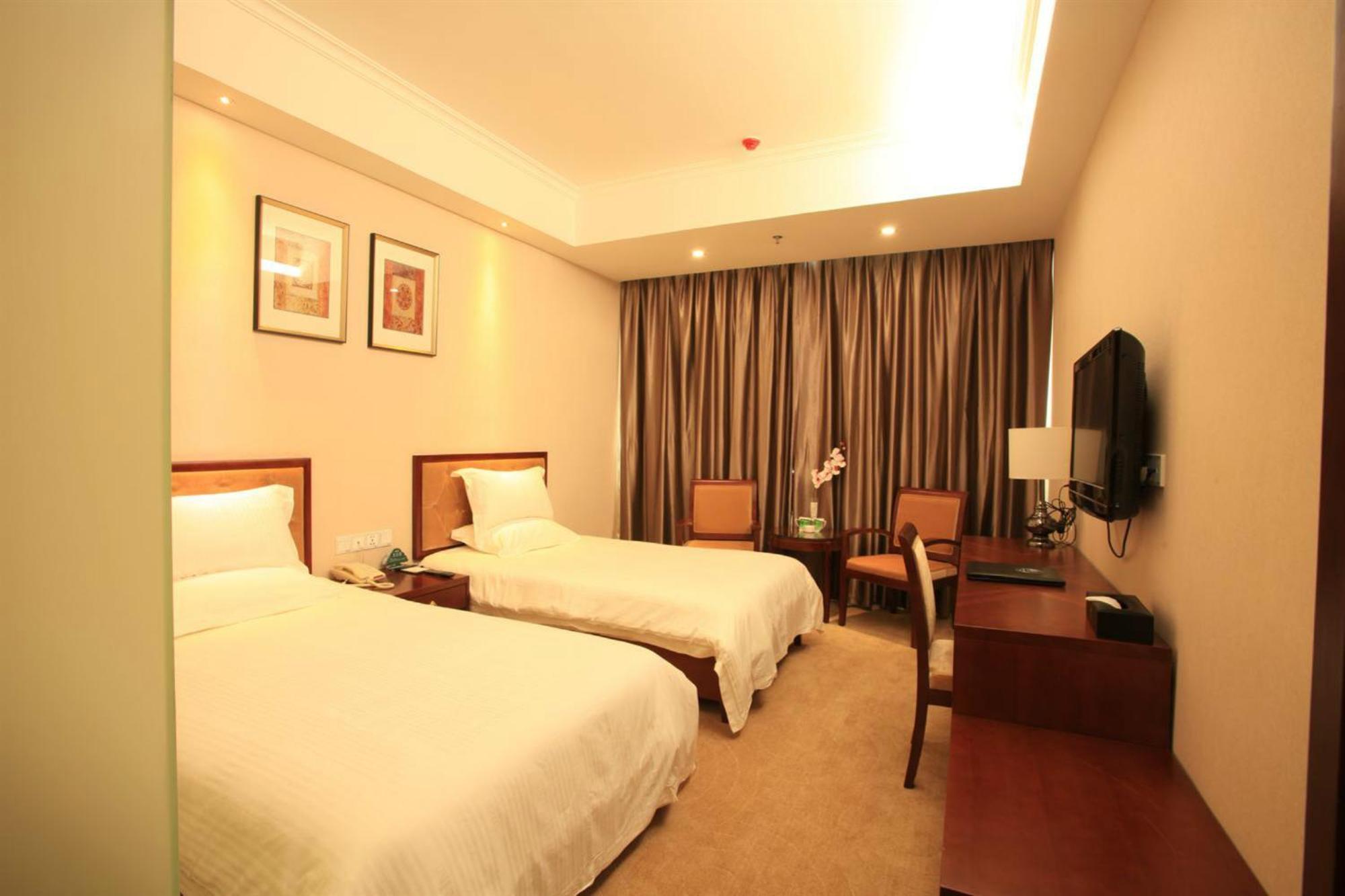 Greentree Inn Beijing Daxing Huangcun Qingyuan Road Metro Station Express Hotel Pequim Exterior foto