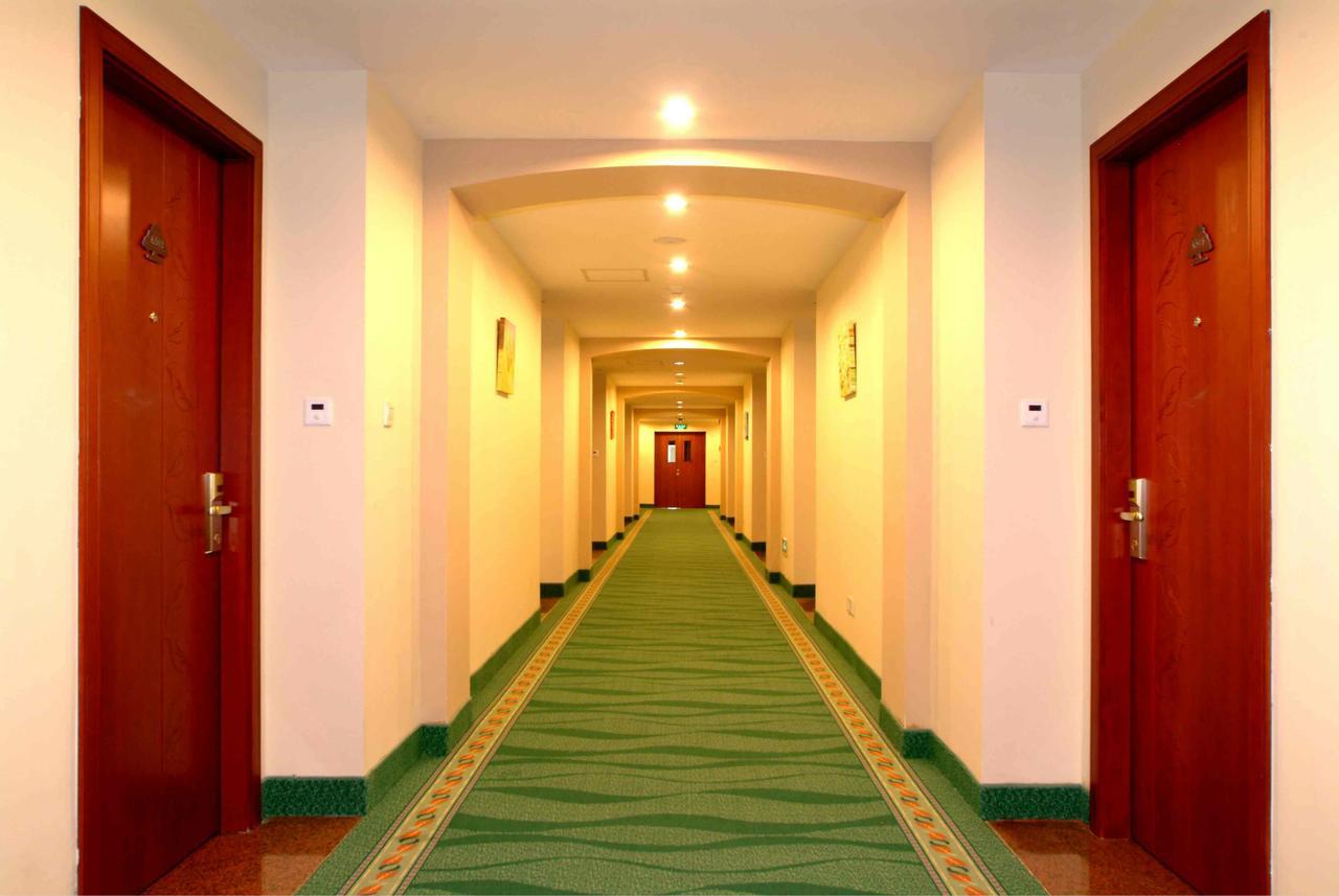 Greentree Inn Beijing Daxing Huangcun Qingyuan Road Metro Station Express Hotel Pequim Exterior foto